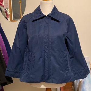 OLD NAVY cropped zip up rain jacket. Front pockets. Bell sleeves. Size US medium